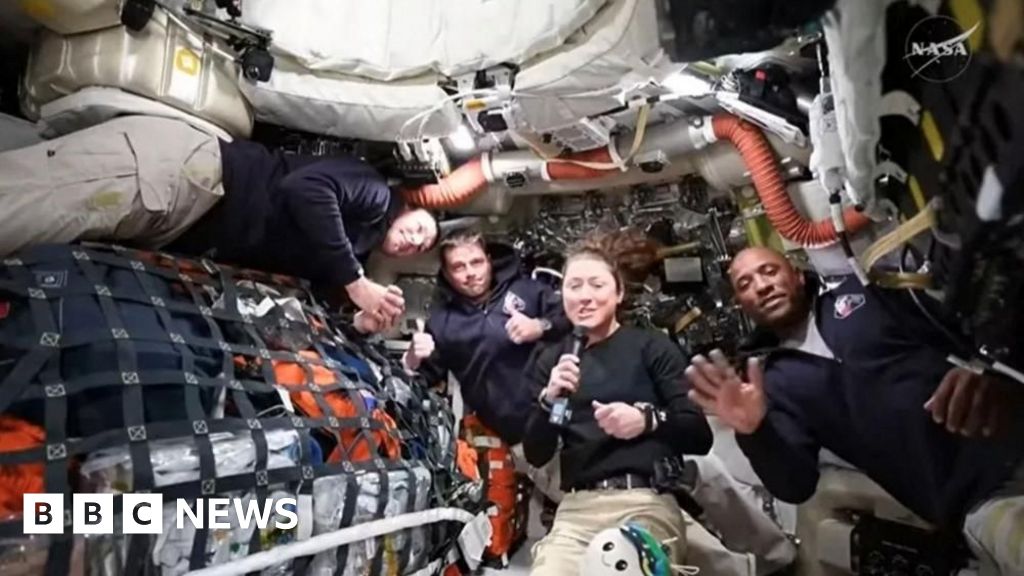 Artemis II astronauts have toilet trouble on Moon mission