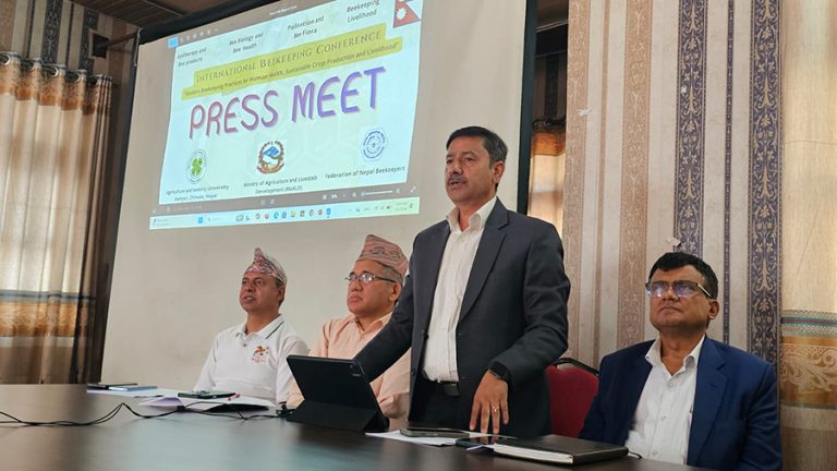 An international bee conference will be held at Rampur in Chitwan  
 — rohanmandal.com.np